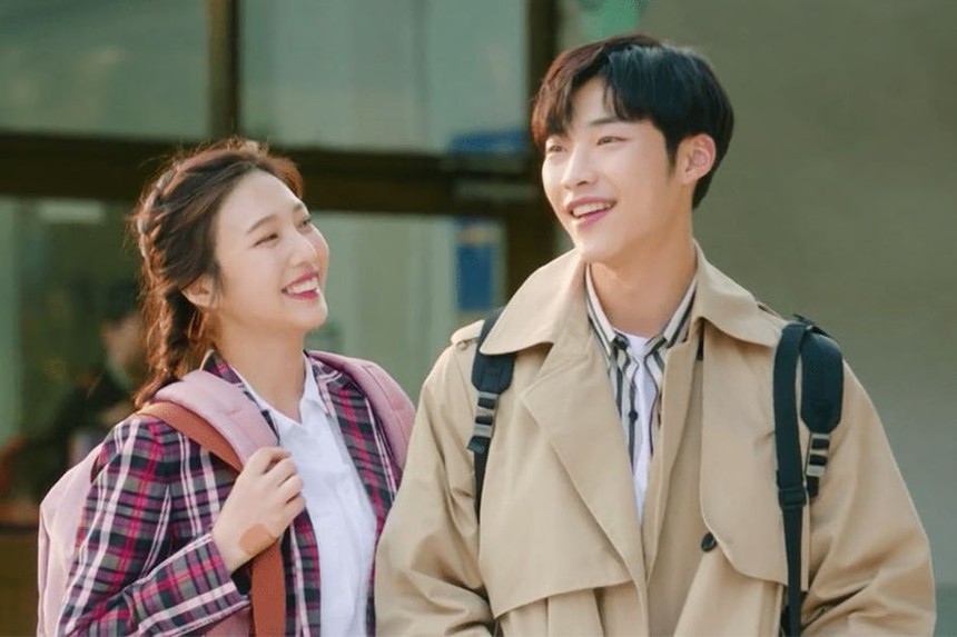 7 bộ phim truyền hình là 'con ghẻ' tại Hàn, 'con cưng' quốc tế - Ảnh 10. 7 bộ phim truyền hình là 'con ghẻ' tại Hàn, 'con cưng' quốc tế - Ảnh 10.