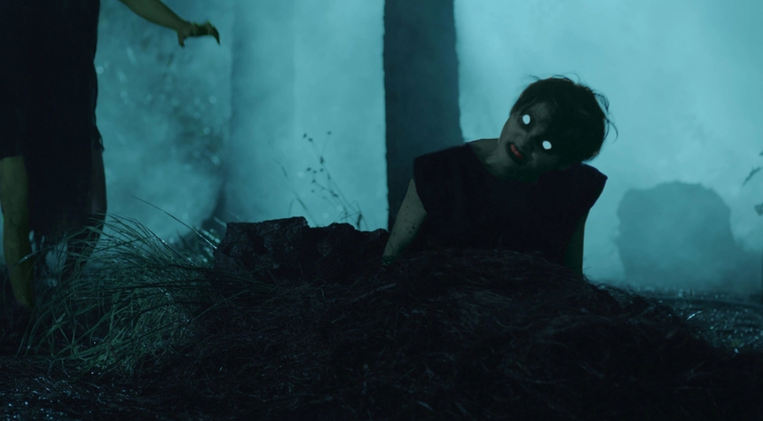 Virus cuồng loạn: Bỏ tiền xem phim này là coi rẻ sức lao động của bản thân - Ảnh 4.