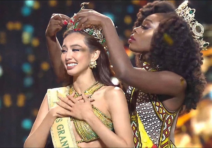 Bị hỏi việc 'thuê fan', Thùy Tiên phản ứng 'rắn' - Ảnh 1.