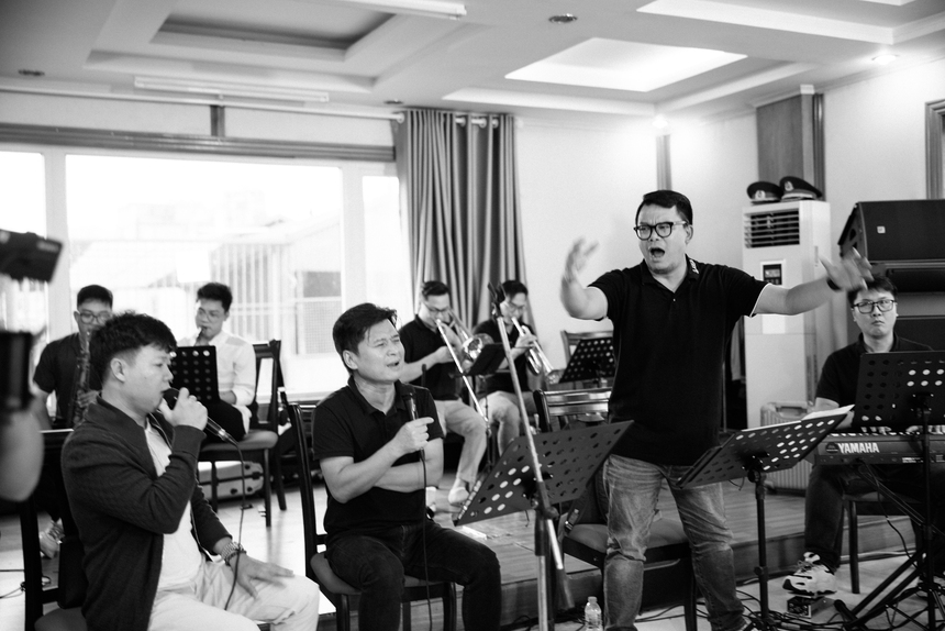 Vũ Thắng Lợi 'thăng hoa' trên sàn tập liveshow Hà Nội riêng tôi - Ảnh 3.