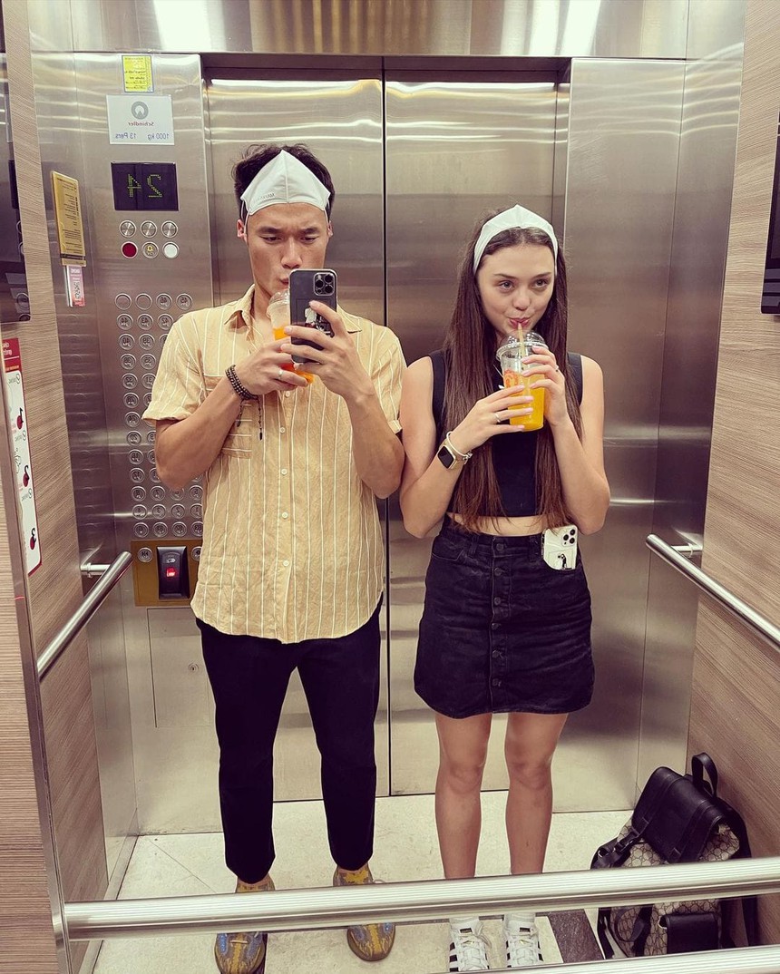 So kè vẻ đẹp dàn “bóng hồng” của hội bạn thân cầu thủ: Bất phân thắng bại, ống kính qua đường cũng không dìm được nhan sắc - Ảnh 14.