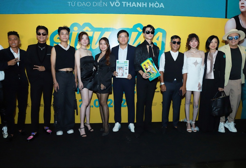 Mạc Văn Khoa thích thú vì lần đầu được vào vai đẹp, Anh Tú không ngại đóng 'cảnh nóng' với Đại Nghĩa - Ảnh 2. Mạc Văn Khoa thích thú vì lần đầu được vào vai đẹp, Anh Tú không ngại đóng 'cảnh nóng' với Đại Nghĩa - Ảnh 2.