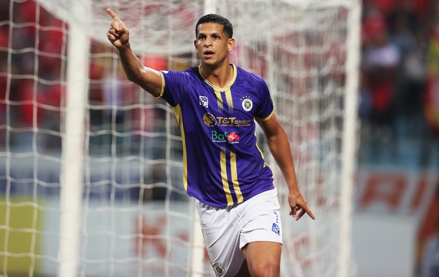 CLB Hà Nội giữ chân trụ cột, sắp có HLV trưởng mới - Ảnh 1.