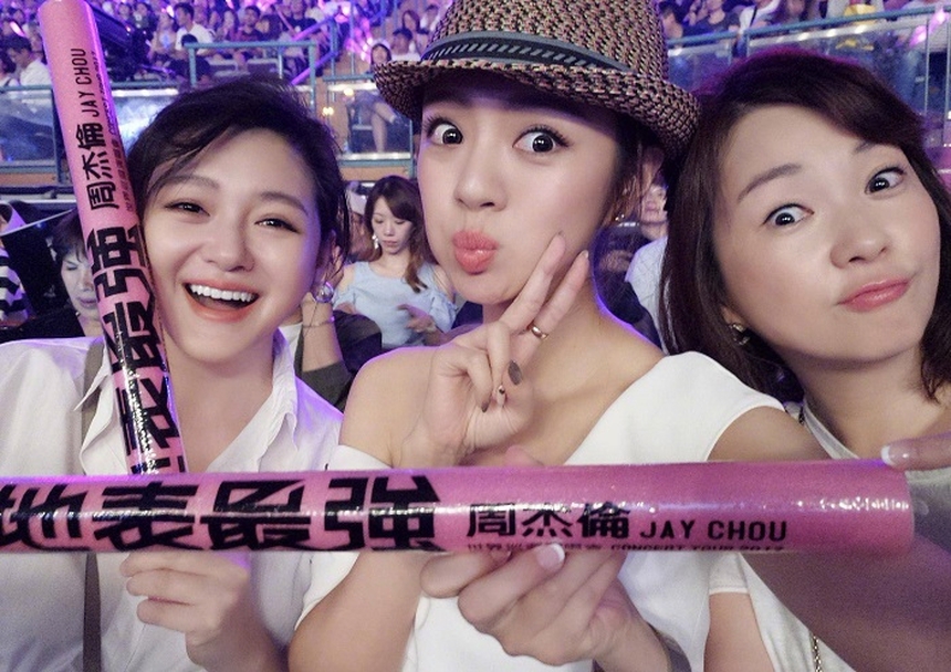 Trùng hợp giữa Từ Hy Viên và An Dĩ Hiên: Từng mâu thuẫn vì Uông Tiểu Phi, lấy chồng đại gia nhưng đều nhận về trái đắng - Ảnh 5.