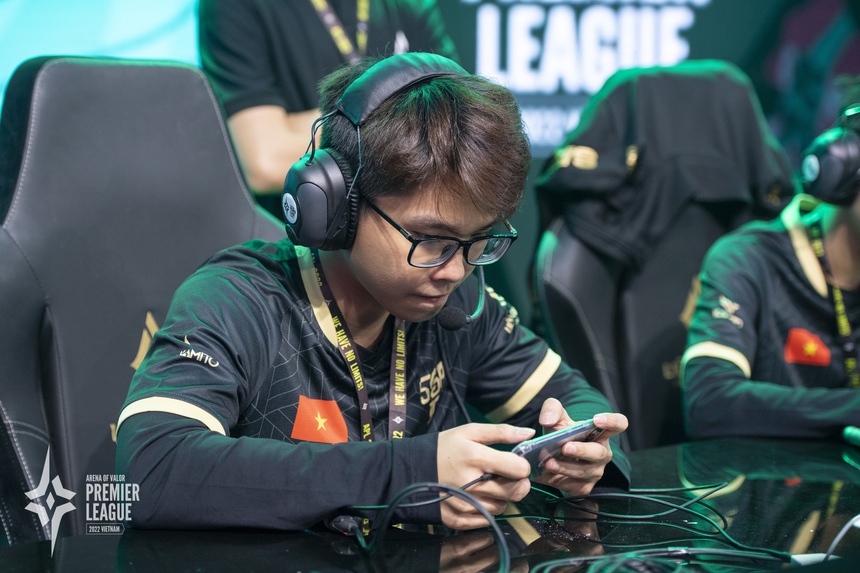 Chùm ảnh: Dàn tuyển thủ điển trai có mặt tại Chung kết APL 2022 - Ảnh 4.