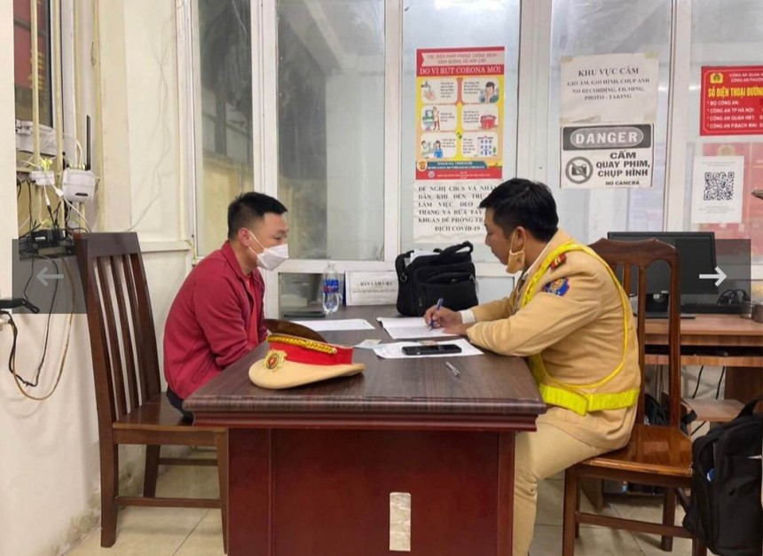 Tài xế gây tai nạn liên hoàn tại phố Bạch Mai (Hà Nội) vi phạm nồng độ cồn - Ảnh 1.