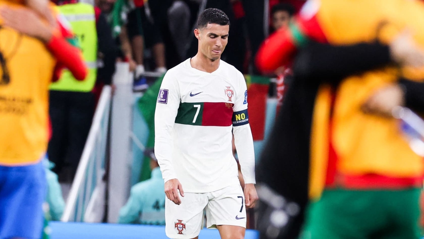 Tin nóng World Cup 12/12: Trọng tài bị Messi chỉ trích rời World Cup - Ảnh 5.