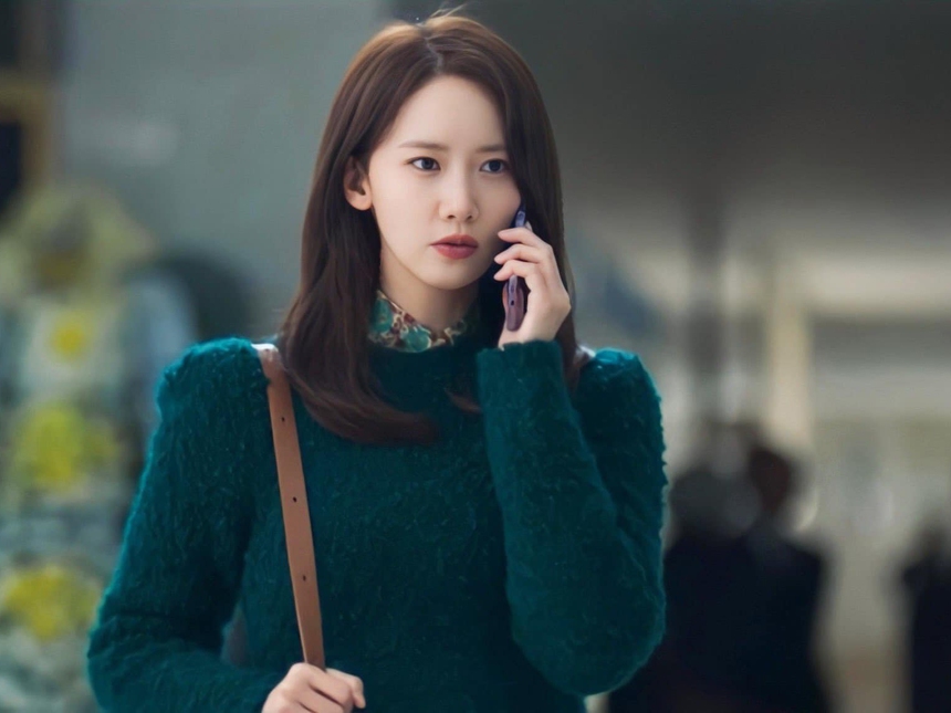 Chị đại Kim Hye Soo cùng 'đàn em thơ' chiếm spotlight màn ảnh Hàn 2022 - Ảnh 3.