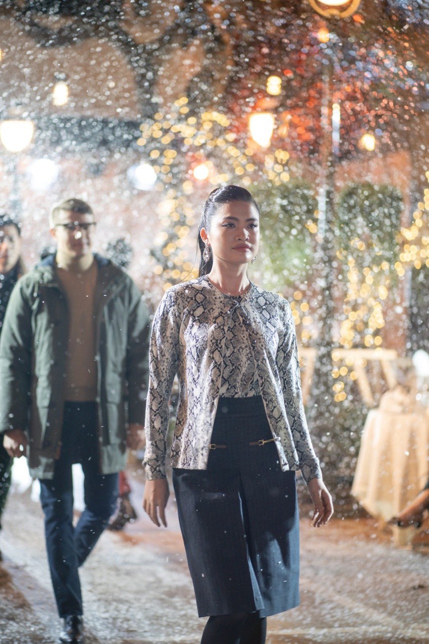 Nhà mốt 200 năm tuổi, cung cấp trang phục cho 40 đời Tổng thống Mỹ vừa tổ chức dạ tiệc, mang không khí lễ hội New York tới Sài Gòn - Ảnh 5.