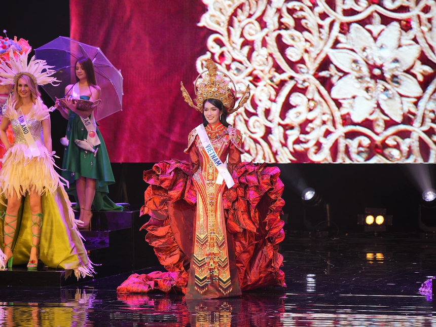 Chung kết Miss International 2022: Vương miện danh giá chính thức thuộc về người đẹp, Phương Anh trượt Top 15 đầy đáng tiếc - Ảnh 2.