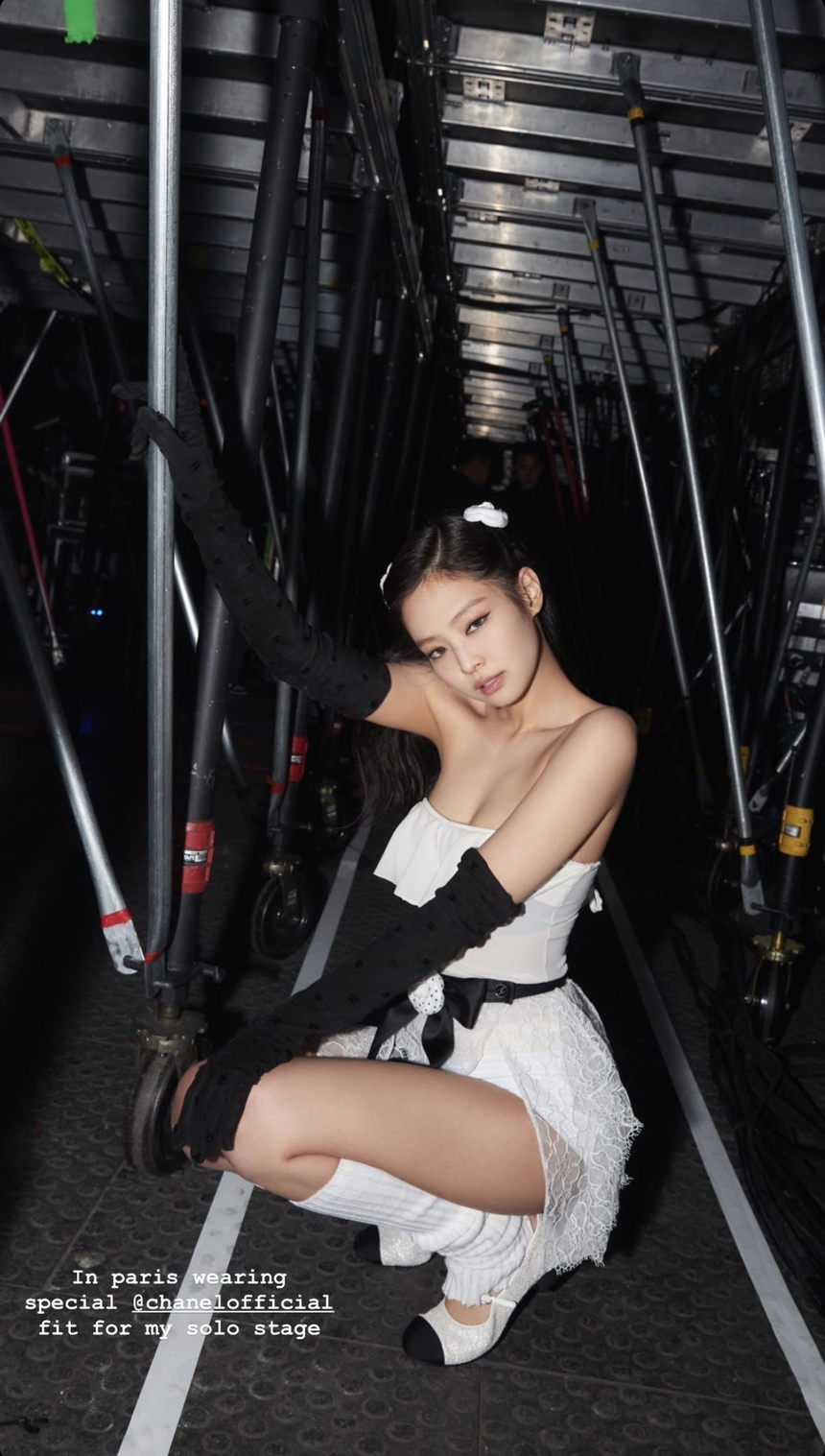 Blackpink cháy hết mình với 2 đêm ở Paris, đặc biệt là Jennie - Ảnh 4.