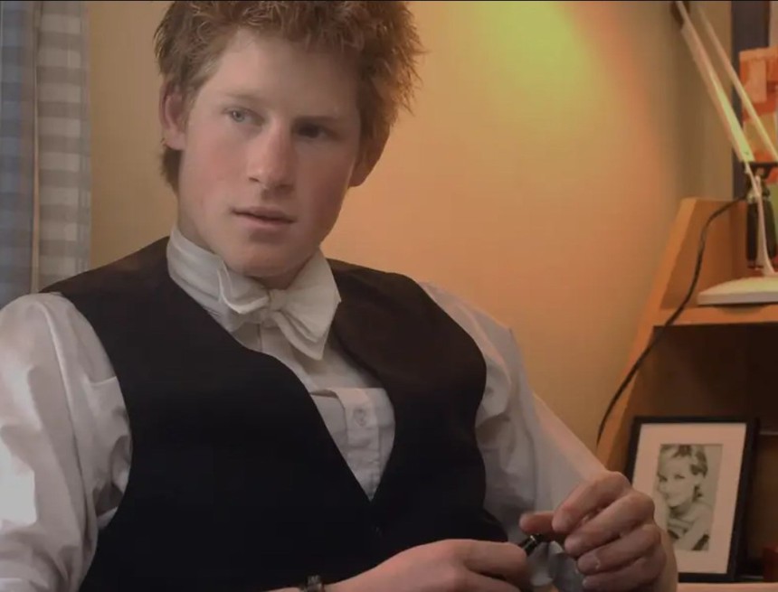 Bên lề drama: 8 chi tiết nhỏ nhưng ngọt ngào và thú vị trong bộ phim tài liệu "bom tấn" của Harry và Meghan - Ảnh 6.