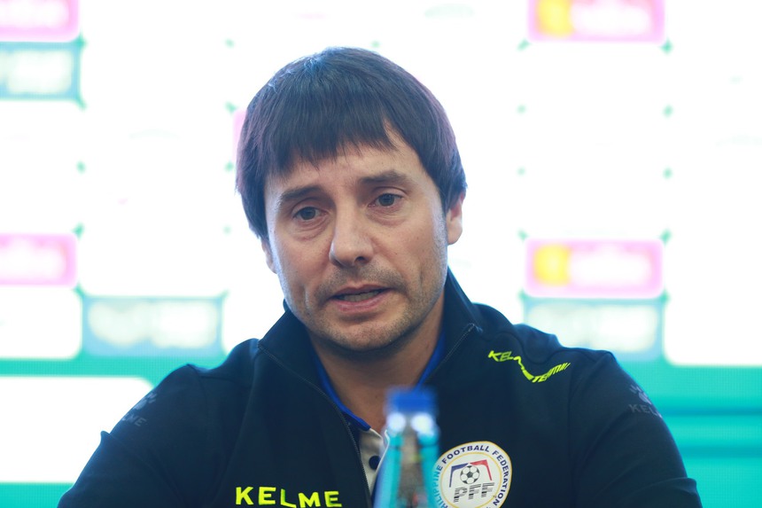 HLV tuyển Philippines: ‘Gặp tuyển Việt Nam chúng tôi sẽ thử nghiệm đội hình’ - Ảnh 1.