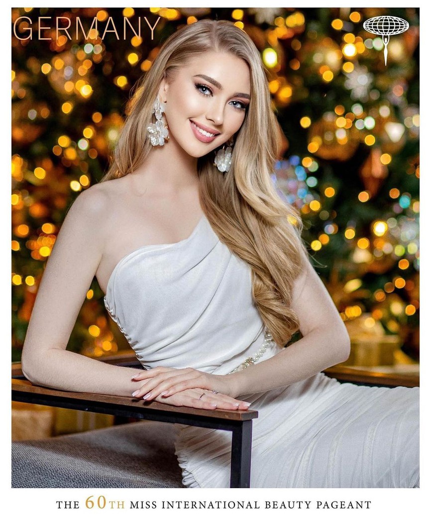 Tân Hoa hậu Quốc tế 2022: Được mệnh danh 'búp bê sống', nhan sắc đời thường gây mê hơn cả khi đi thi - Ảnh 2.