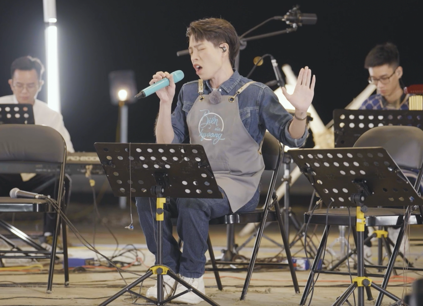 Đức Phúc cover hit MONO với loạt nốt cao chót vót, hát sao mà netizen chê? - Ảnh 3.