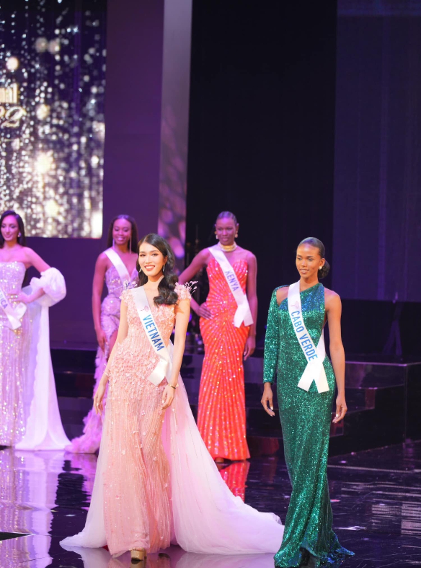 Những màn "out top" gây tiếc nuối của các nàng hậu Việt tại đấu trường nhan sắc quốc tế - Ảnh 5.