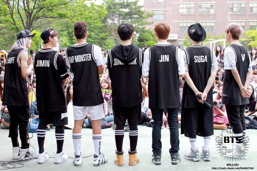 Quá trình trưởng thành của Jin BTS: Từ thực tập sinh thành quân nhân - Ảnh 8. Quá trình trưởng thành của Jin BTS: Từ thực tập sinh thành quân nhân - Ảnh 8.