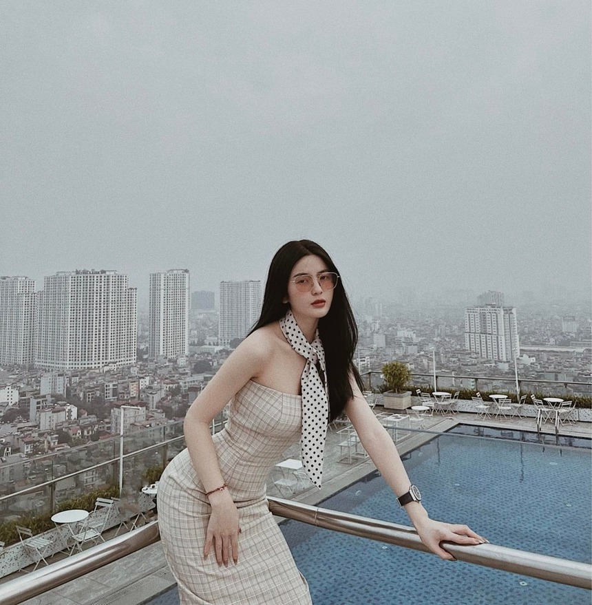 Chân dung Chu Thanh Huyền – người giữ chân cầu thủ đào hoa Quang Hải - Ảnh 2.