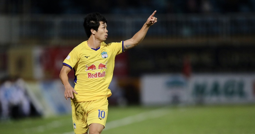 Công Phượng chia tay HAGL, sang Nhật thi đấu