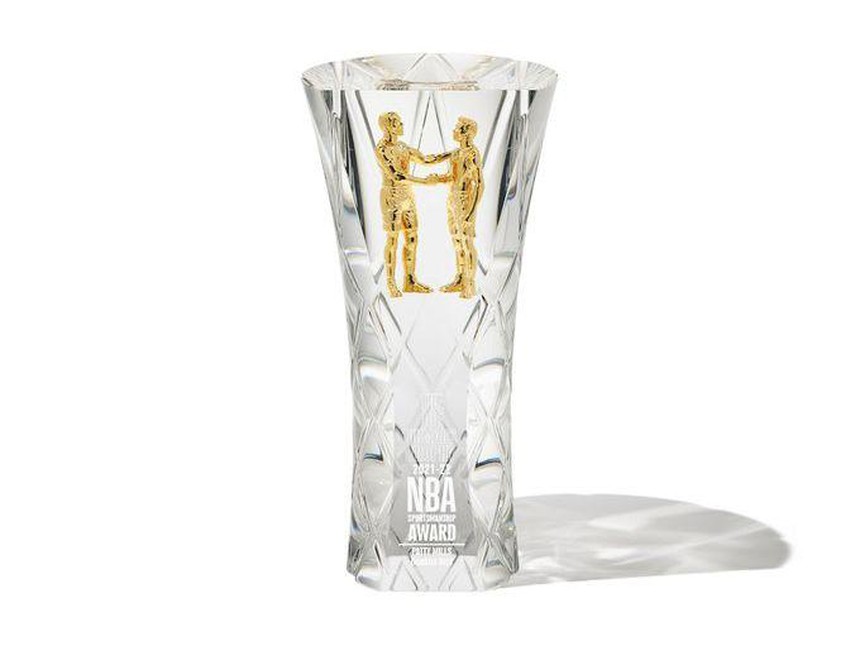 NBA trình làng thiết kế và tên gọi mới của những danh hiệu cá nhân cuối mùa giải - Ảnh 1.