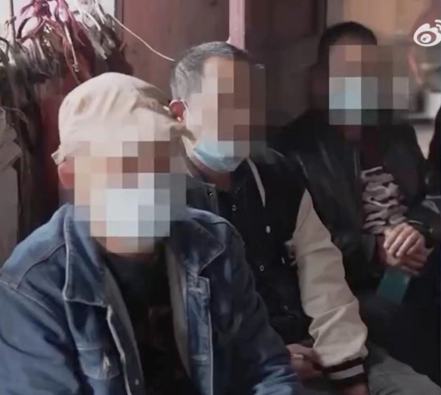 Nước mắt người mẹ gần 80 tuổi nằm liệt giường, kiện 3 con trai ra tòa vì không ai chịu chăm sóc mình - Ảnh 2.