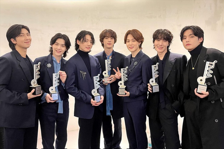 NewJeans mới debut 2 tháng đã có lương, chẳng bù với đàn anh BTS thuở mới vào nghề! - Ảnh 5.