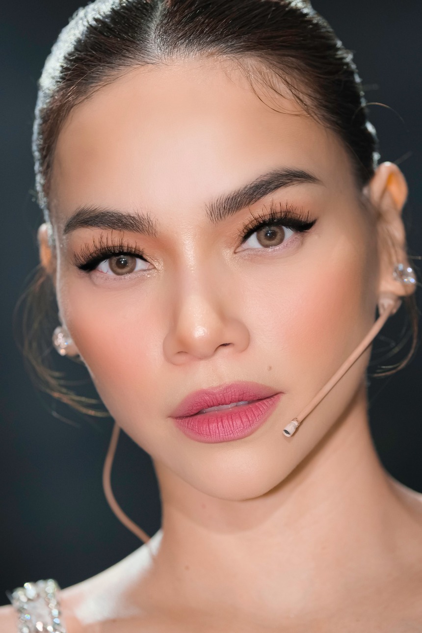 Những lần Kim Lý đánh dấu chủ quyền với Hồ Ngọc Hà  - Ảnh 2.