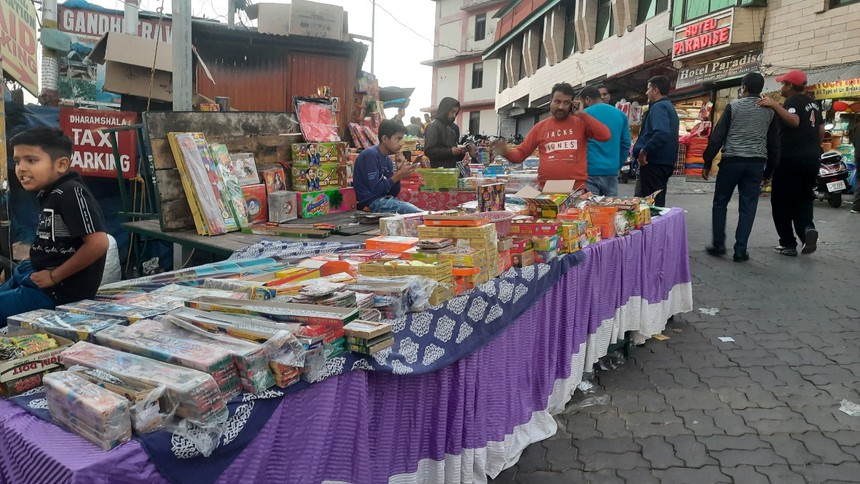 Ấn Độ du ký (kỳ 7 & hết): Dharamshala yên bình trong Tết Ấn Độ - Ảnh 1.