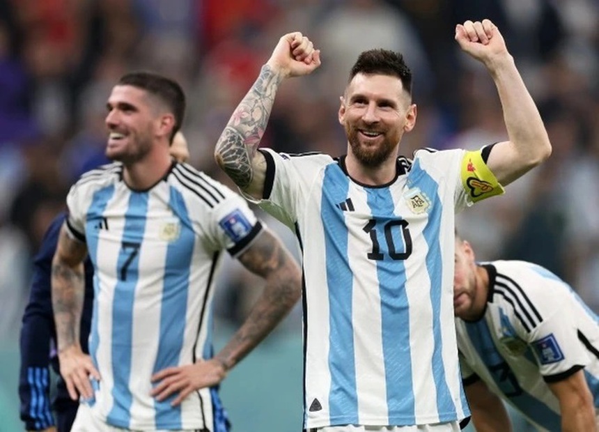 Tin nóng World Cup 15/12: Messi có biệt danh mới trước chung kết - Ảnh 2. Tin nóng World Cup 15/12: Messi có biệt danh mới trước chung kết - Ảnh 2.