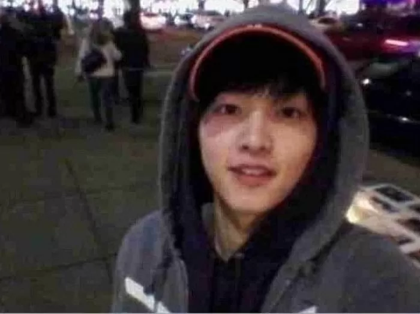 Một bài đăng của Song Joong Ki thời đại học bỗng hot trở lại - Ảnh 3.