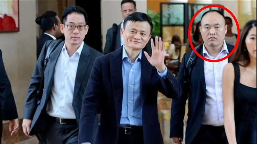 Ngành đặc biệt ở Trung Quốc sinh ra để phục vụ giới nhà giàu: Học nghề từ năm lên 8, có khi phải làm 24 tiếng/ngày, đổi lại lương hàng chục tỷ đồng - Ảnh 2.