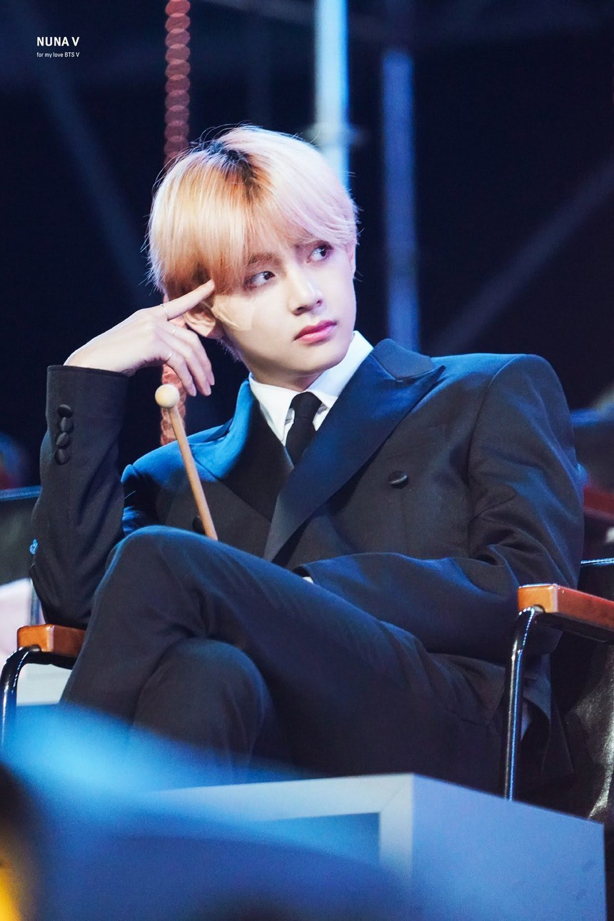 Khi nổi giận, thành viên BTS nào đáng sợ nhất? - Ảnh 9. Khi nổi giận, thành viên BTS nào đáng sợ nhất? - Ảnh 9.