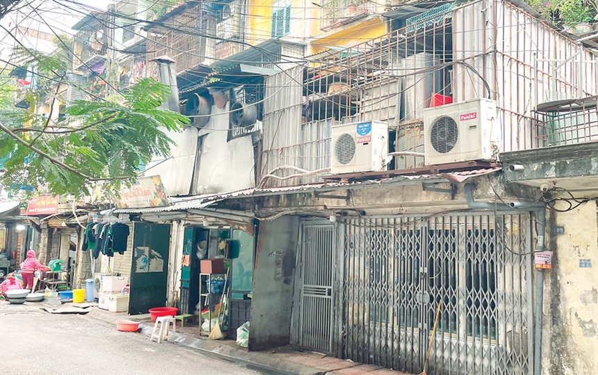 (13/12) Đẩy nhanh tiến độ xây dựng lại chung cư cũ - Ảnh 1.