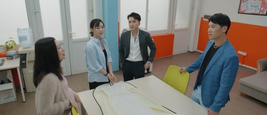 'Đừng làm mẹ cáu' tập 6: Hạnh khiến Quân ngỡ ngàng vì năng lực thật sự, phát biểu cực hay trong cuộc họp - Ảnh 3.