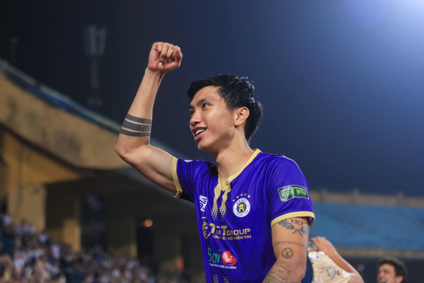 Đoàn Văn Hậu rời Hà Nội FC: Rời khỏi vùng an toàn... - Ảnh 2.