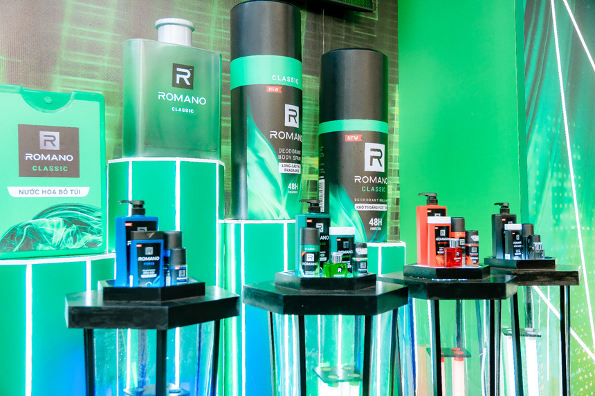 Phủ sóng tại Hozo 2022, Romano mang tới thông điệp: “Bật mode bứt phá, lên hương đón thành công!” - Ảnh 5.