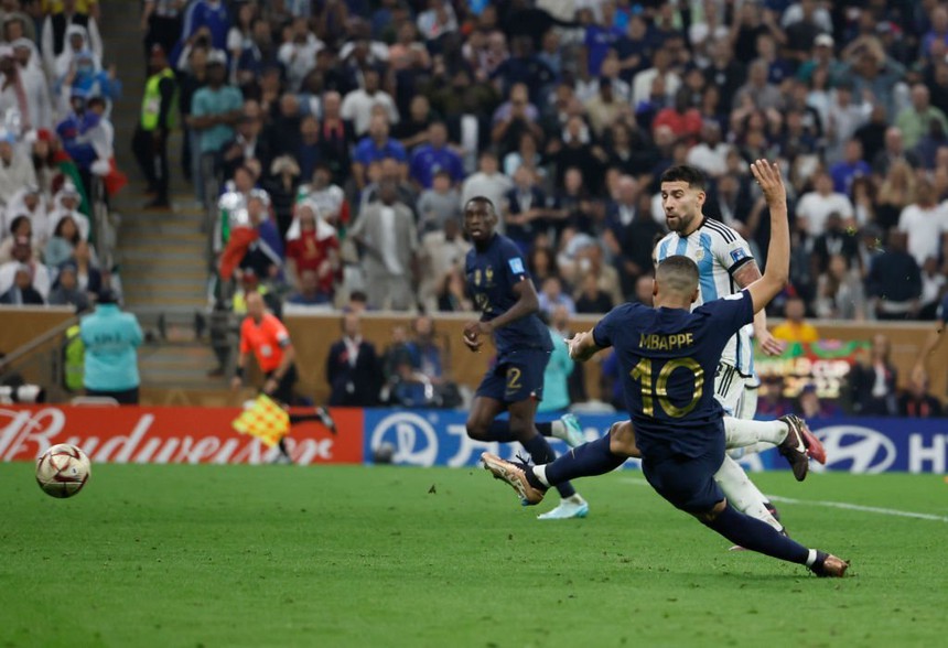 Toàn bộ diễn biến nghẹt thở từ phút 80, trận chung kết World Cup 2022 tưởng kém hấp dẫn lại hay nhất lịch sử - Ảnh 3.