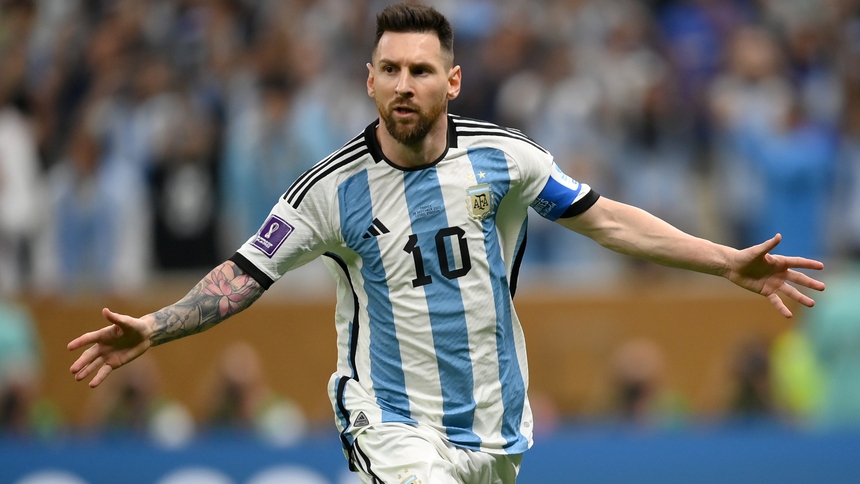 Đoản khúc World Cup: Chúa Trời rồi cũng cho Messi tất cả - Ảnh 1. Đoản khúc World Cup: Chúa Trời rồi cũng cho Messi tất cả - Ảnh 1.