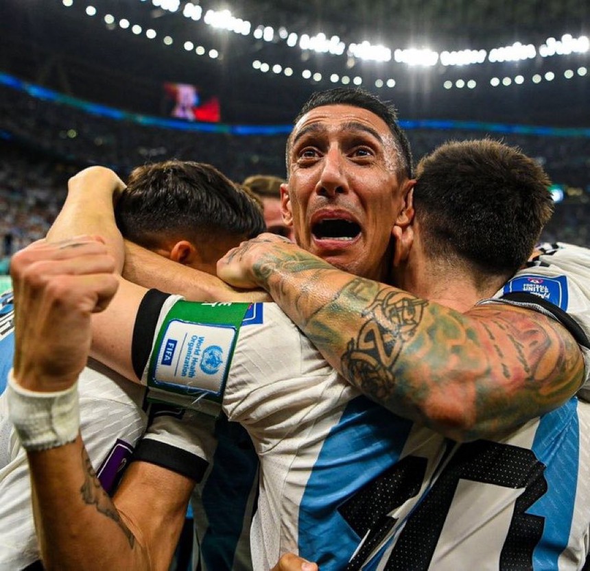 Di Maria rơi nước mắt khi ghi bàn thắng cho Argentina trong trận chung kết World Cup - Ảnh 5. Di Maria rơi nước mắt khi ghi bàn thắng cho Argentina trong trận chung kết World Cup - Ảnh 5.