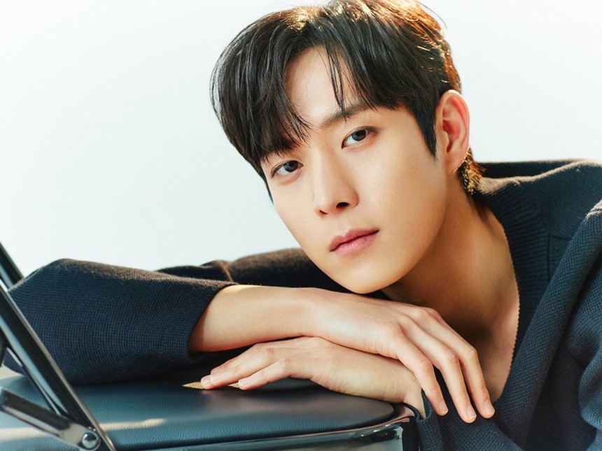 Nam chính đóng đơ nhất phim Hàn 2022: Bị khán giả đòi 'dạy lại diễn xuất', visual đỉnh cao không gánh nổi thực lực - Ảnh 6. Nam chính đóng đơ nhất phim Hàn 2022: Bị khán giả đòi 'dạy lại diễn xuất', visual đỉnh cao không gánh nổi thực lực - Ảnh 6.