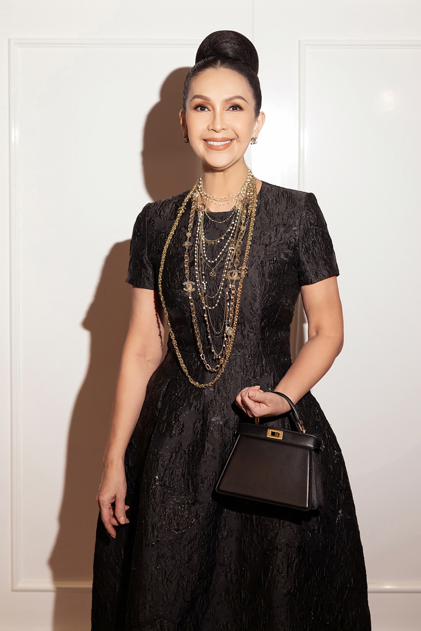 Hoa hậu Ngọc Châu khoe vẻ yêu kiều trên sàn catwalk - Ảnh 12. Hoa hậu Ngọc Châu khoe vẻ yêu kiều trên sàn catwalk - Ảnh 12.