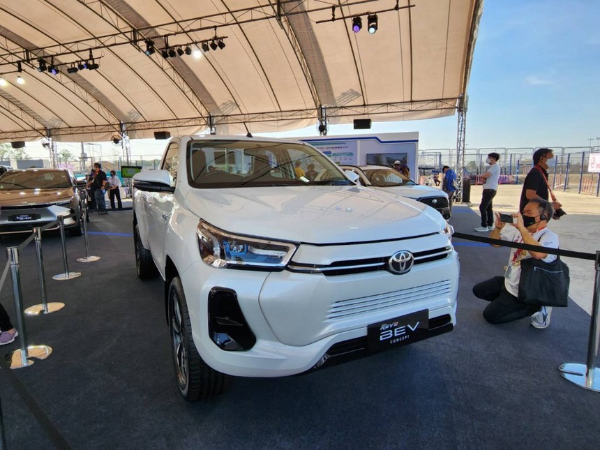 Toyota Hilux BEV - Ảnh 1. Toyota Hilux BEV - Ảnh 1.