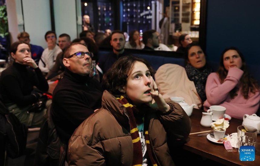 Khi tất cả cảm xúc đều bùng nổ: Hình ảnh cả thế giới dõi theo và ăn mừng trận chung kết World Cup “hay nhất lịch sử” - Ảnh 3.