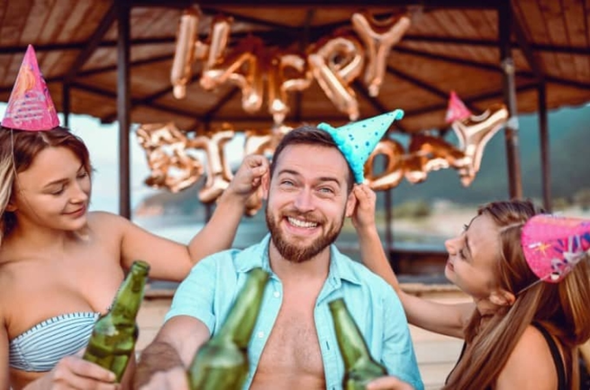 Những điều thú vị về đất nước Argentina - đương kim vô địch World Cup 2023: Chúc mừng sinh nhật bằng cách kéo tai, thịt bò được tôn sùng như "vua" - Ảnh 4.