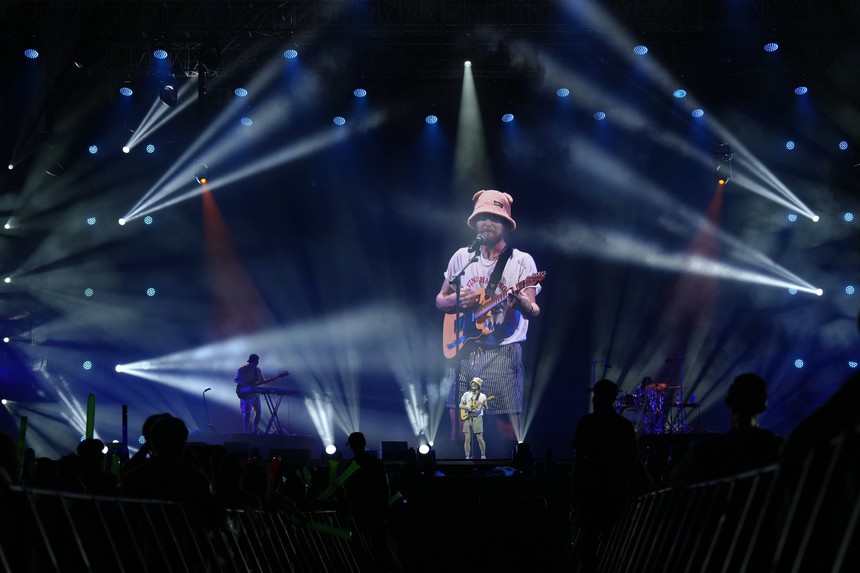 Nghệ sĩ Johnny Stimson: 'Việt Nam tràn đầy năng lượng như bài 'Flower' của tôi' - Ảnh 2.