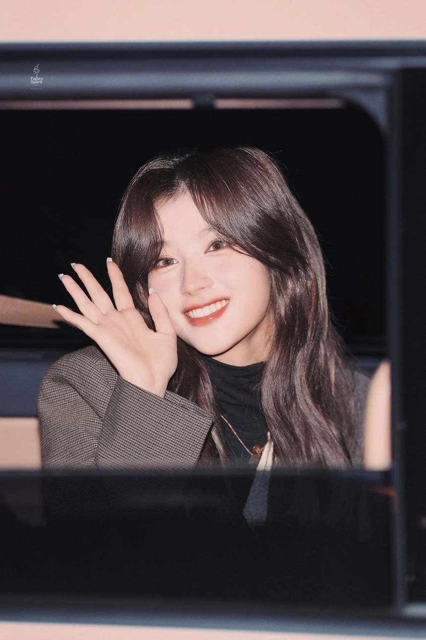 BTS, TXT và loạt idol K-pop sinh nhật tháng 12 - Ảnh 16. BTS, TXT và loạt idol K-pop sinh nhật tháng 12 - Ảnh 16.