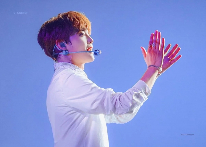 BTS, TXT và loạt idol K-pop sinh nhật tháng 12 - Ảnh 2. BTS, TXT và loạt idol K-pop sinh nhật tháng 12 - Ảnh 2.