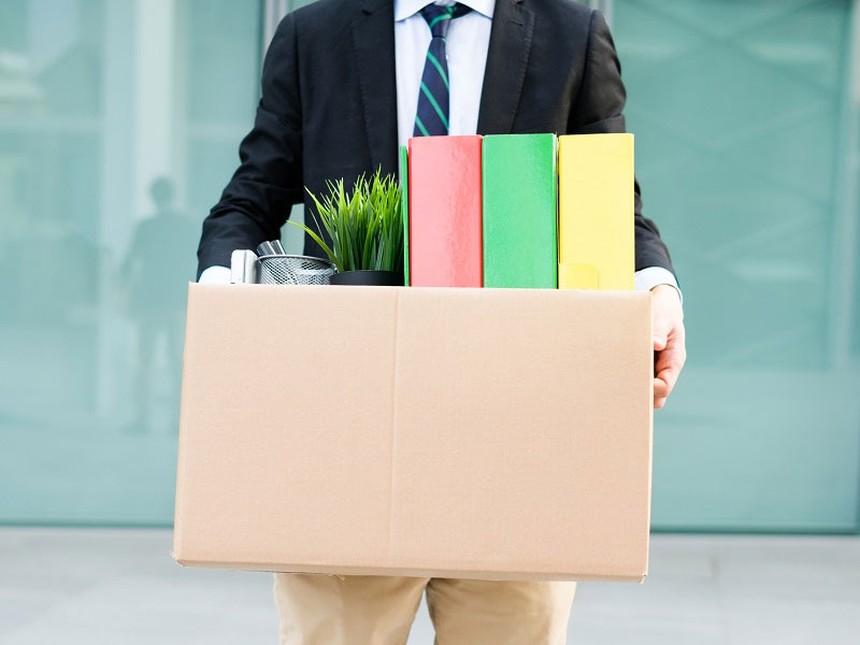 Triệu phú tự thân tiết lộ dấu hiệu số 1 khiến bạn có thể bị sa thải - ngay cả khi bạn là nhân viên tài năng nhất: Hãy coi chừng!  - Ảnh 1.