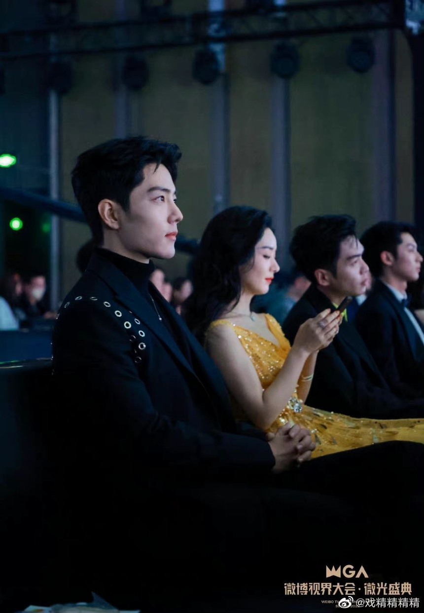 Khoảnh khắc chung khung hình hiếm có của dàn sao Hoa ngữ: Ảnh chụp chung của Triệu Lệ Dĩnh và Lưu Diệc Phi trở thành huyền thoại  - Ảnh 8.