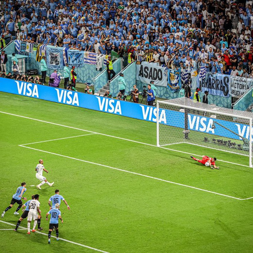 Kết quả bóng đá Ghana 0–2 Uruguay: Thắng nhưng không thể vui - Ảnh 1. Kết quả bóng đá Ghana 0–2 Uruguay: Thắng nhưng không thể vui - Ảnh 1.
